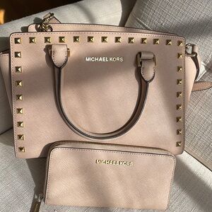 Michael Kors purse and wallet combo, rose gold studs all in tact, used <5x